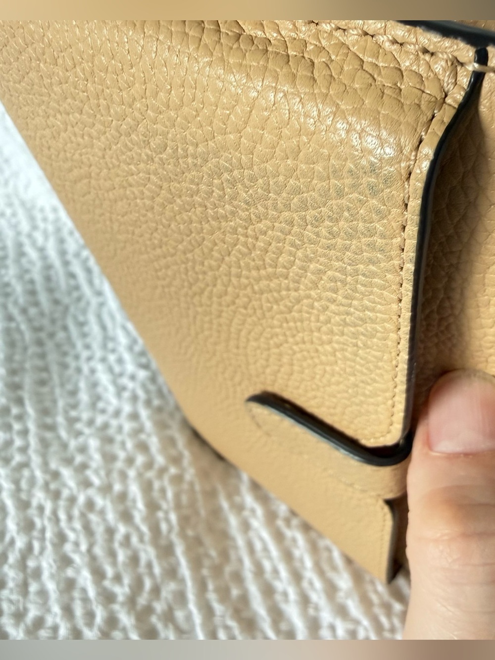 Michael Kors Pebbled Leather Wallet Crossbody / Wallet on Chain - Picture 6 of 7